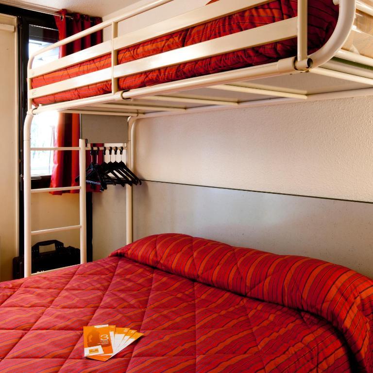 Premiere Classe Lyon Sud - Chasse Sur Rhone Esterno foto
