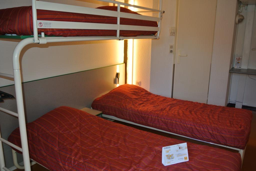 Premiere Classe Lyon Sud - Chasse Sur Rhone Esterno foto